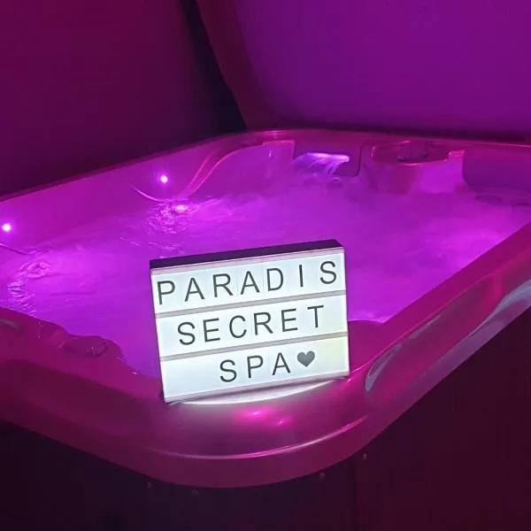 Paradis Secret Spa，位于Saint-Hippolyte的酒店