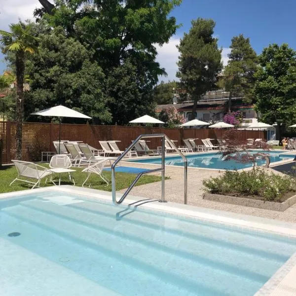 马德普拉塔酒店，位于格拉多的酒店