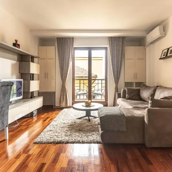 Apartman Modena Lux，位于弗尔尼亚奇卡矿泉镇的酒店
