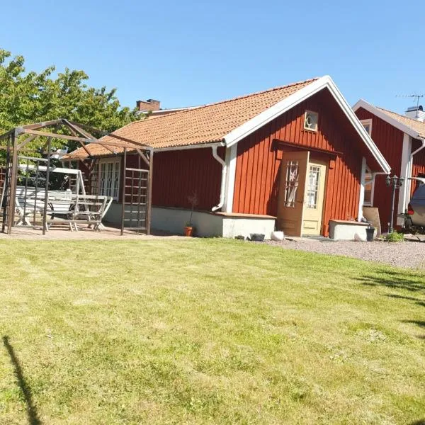 Stuga Ateljé Sjögatan，位于格兰纳的酒店