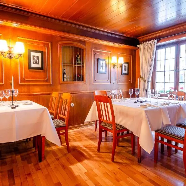 Hotel Gasthaus Hecht，位于沃尔法赫的酒店