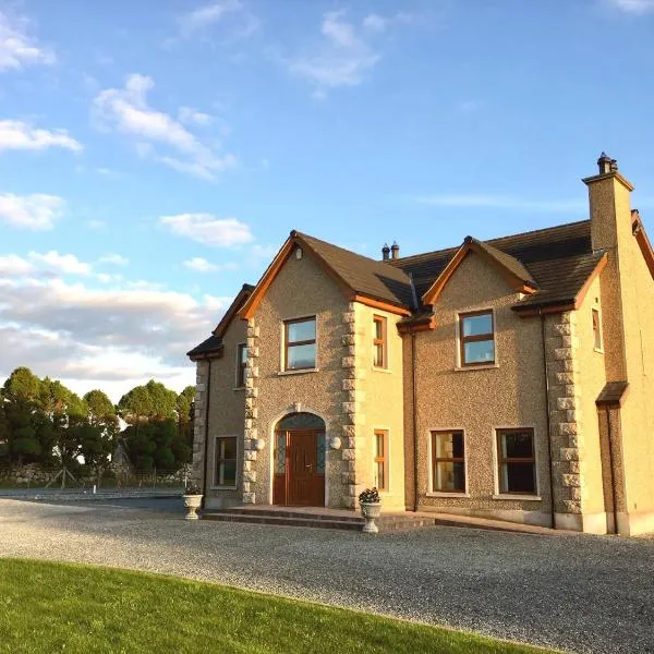 Mourne Country House Bed and Breakfast，位于Lisnacree的酒店