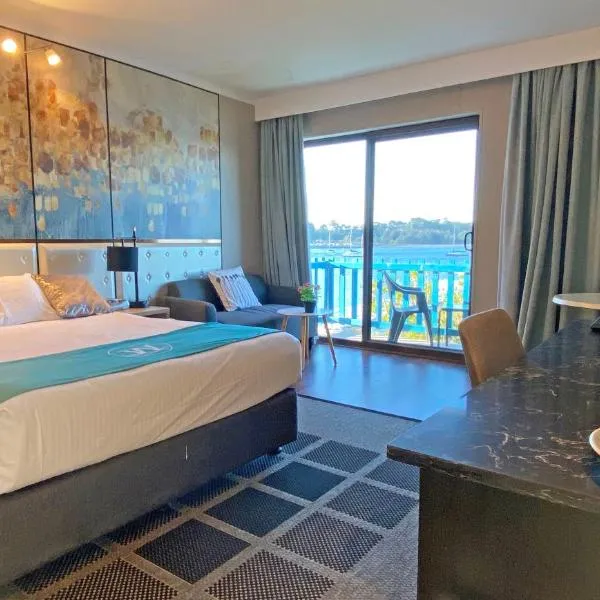 海滨水手酒店，位于Malua Bay的酒店