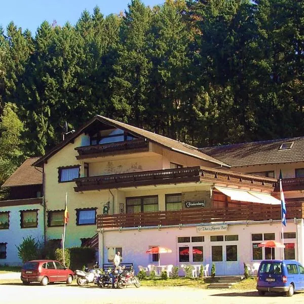 芬肯贝格酒店，位于Dollendorf的酒店