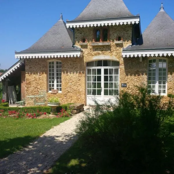 Gîte MACHAXJU，位于Monlezun-dʼArmagnac的酒店