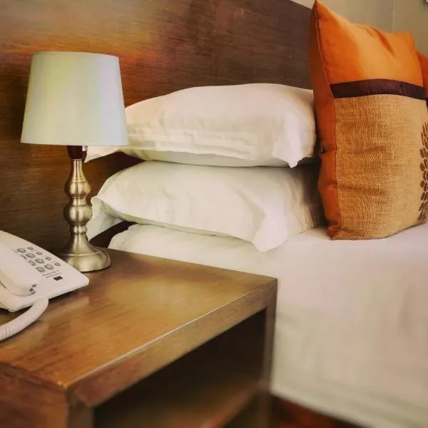 Stay Inn - Guest House，位于马普托的酒店
