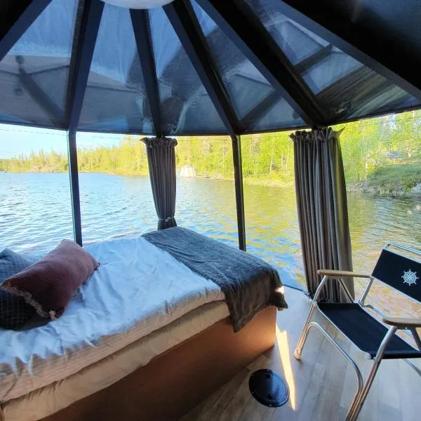 AuroraHut, Overwater Hut，位于Suininkijärvi的酒店