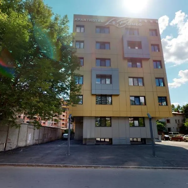 Le Blanc ApartHotel，位于布加勒斯特的酒店