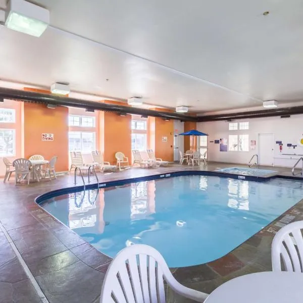 休伦桑达斯基6号汽车旅馆，位于休伦湖的酒店