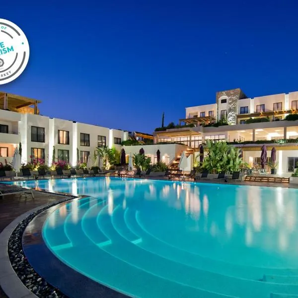 Ramada Resort by Wyndham Bodrum，位于Çırkan的酒店