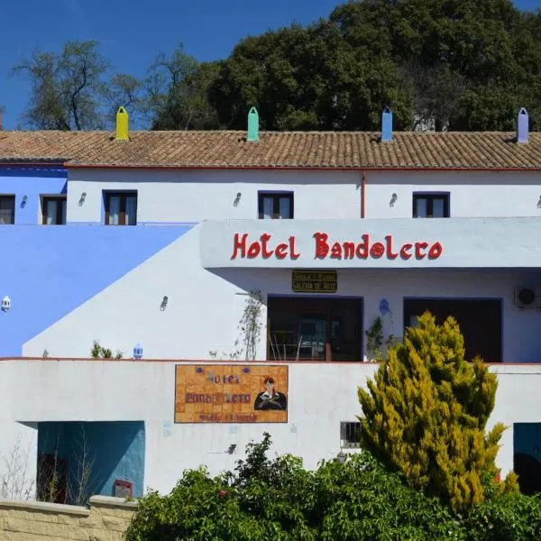 Hotel Restaurante Bandolero，位于胡斯卡尔的酒店
