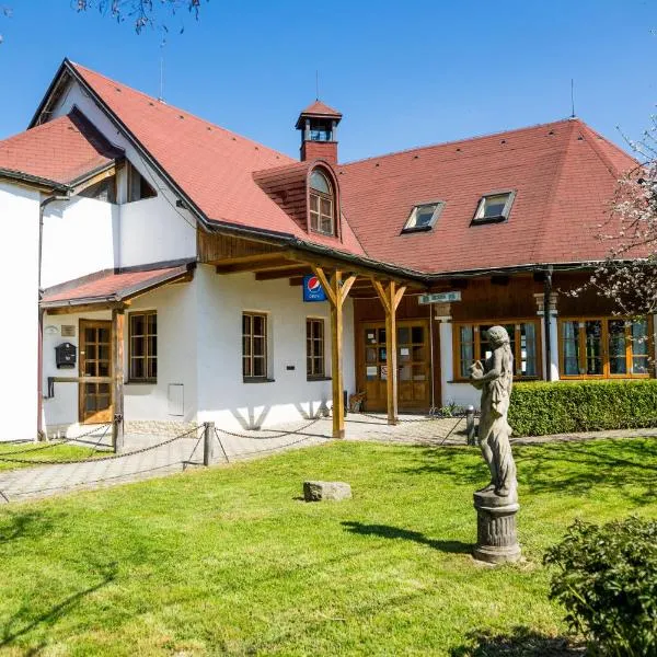 Penzion Terasa, bed & breakfast，位于Hanušovice的酒店