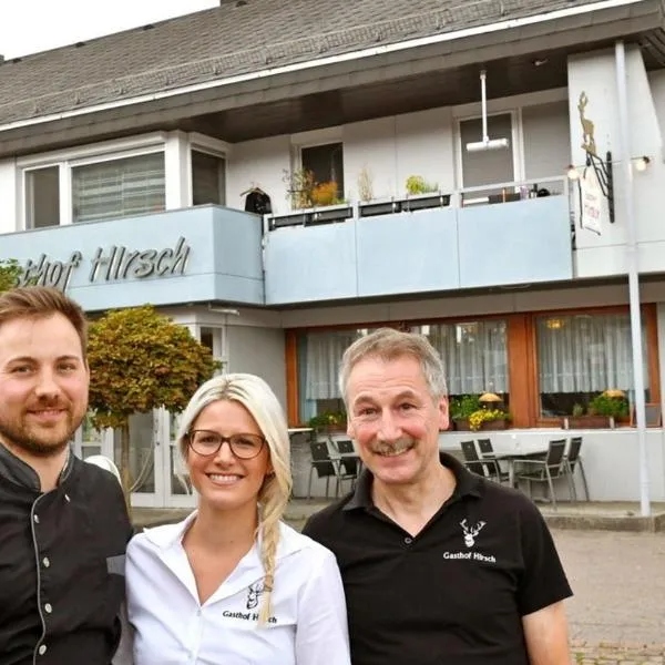 Hotel Restaurant Hirsch，位于Justingen的酒店