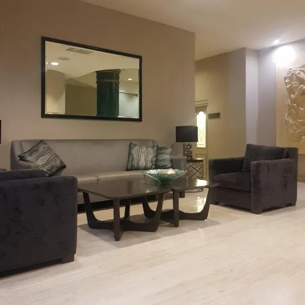 Hotel San Marcos Express，位于库利亚坎的酒店