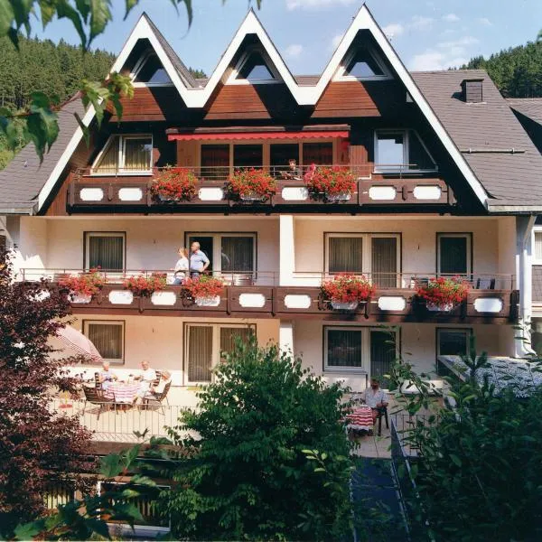 猎人之家公寓式酒店，位于Referinghausen的酒店