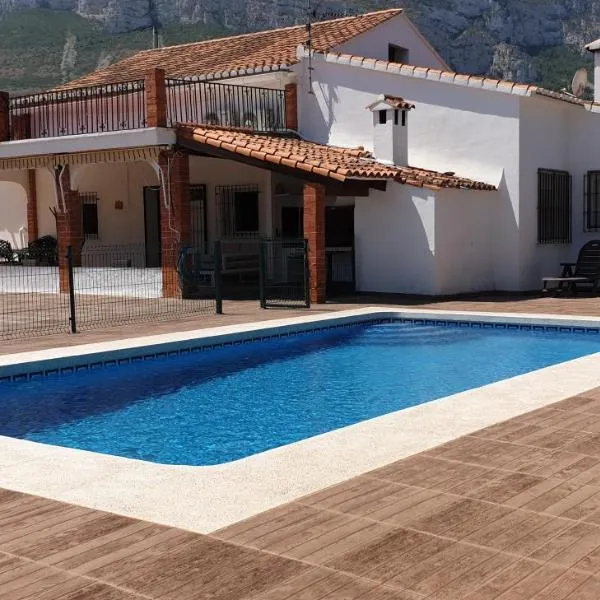 Chalet Cami de Merle，位于德尼亚的酒店