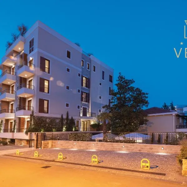 Hotel Vela，位于Neodi的酒店
