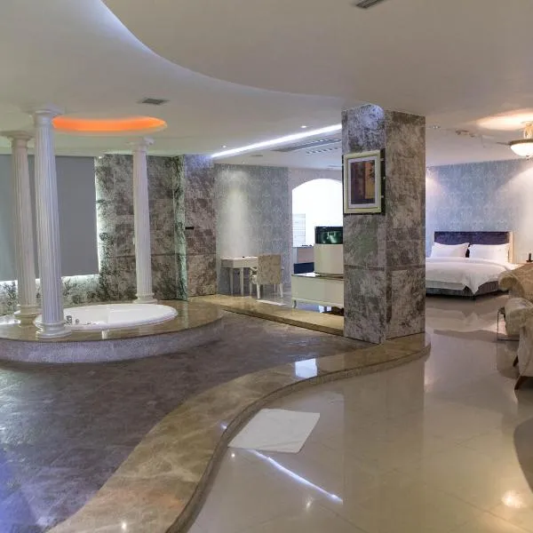 欧游国际连锁精品旅馆 - 彰化馆，位于彰化市的酒店