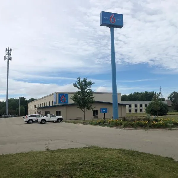Motel 6 Peoria，位于皮奥里亚的酒店