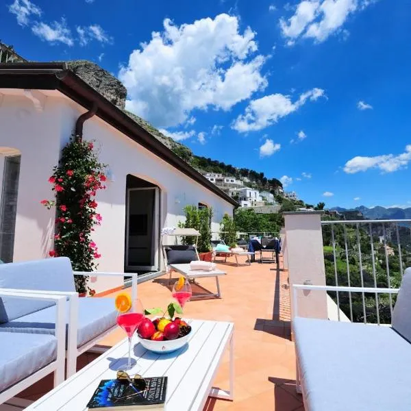 Amalfi Blu Retreat，位于阿马尔菲的酒店