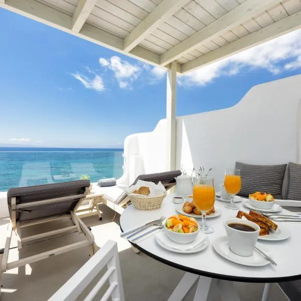 Blue Waves Suites & Apartments - To Kyma，位于德里奥斯的酒店