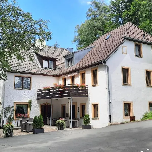 Hotel Pension Blüchersruh，位于菲希特尔山区巴特贝内克的酒店