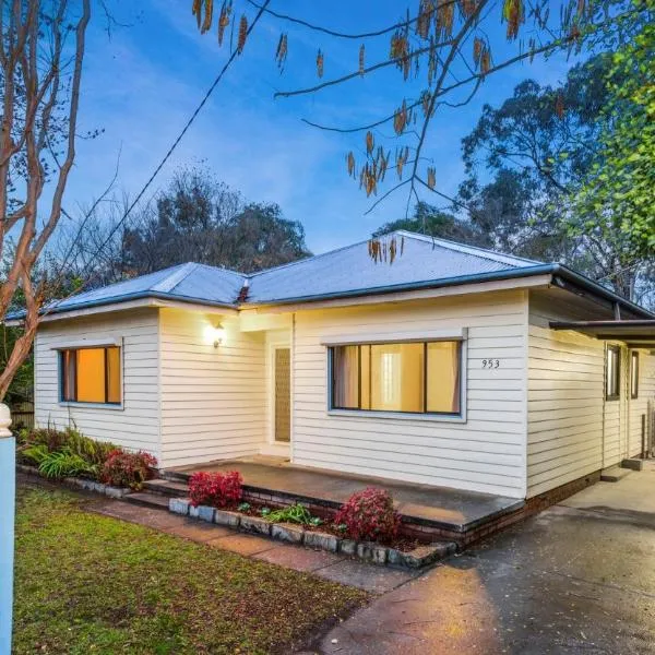 Wombat Cottage Albury，位于奥尔伯里的酒店
