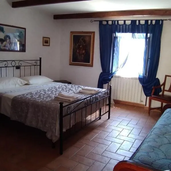 Il Borgo 38，位于Cerro al Volturno的酒店