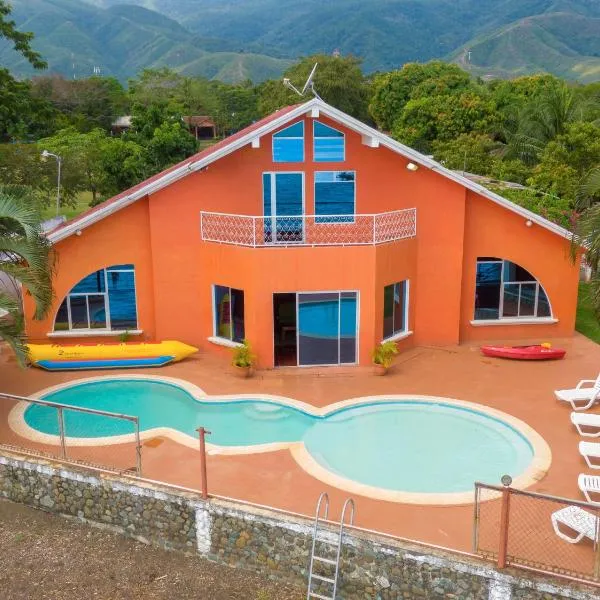 Chalet Castillo,位于El Estor的酒店