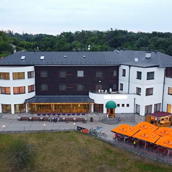 韦尔卡凯多福卡酒店，位于Březina的酒店