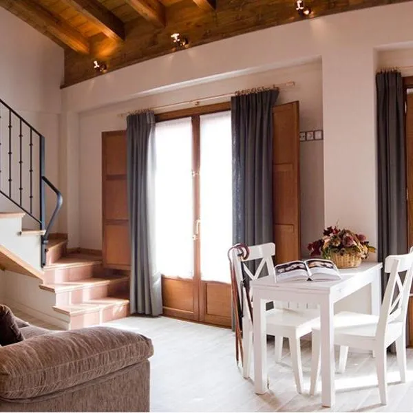 Fuente de la Estación，位于仕格莱的酒店