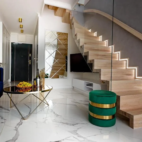 Luxury Del Sol Apartments Świnoujście，位于斯维诺乌伊希切的酒店