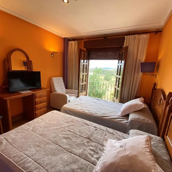 提拉罗伯士酒店，位于普韦布拉桑纳比亚的酒店