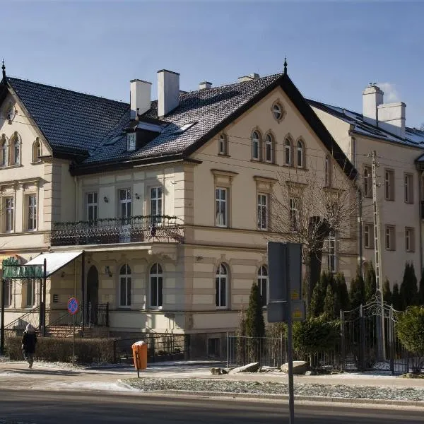维丽祖娜旅馆，位于库多瓦-兹德鲁伊的酒店