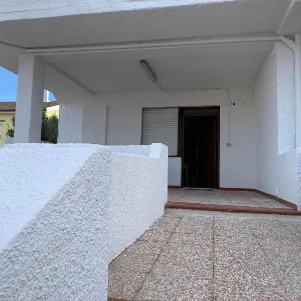 Casa sul mare Golfo dell'Asinara I，位于托雷斯港的酒店