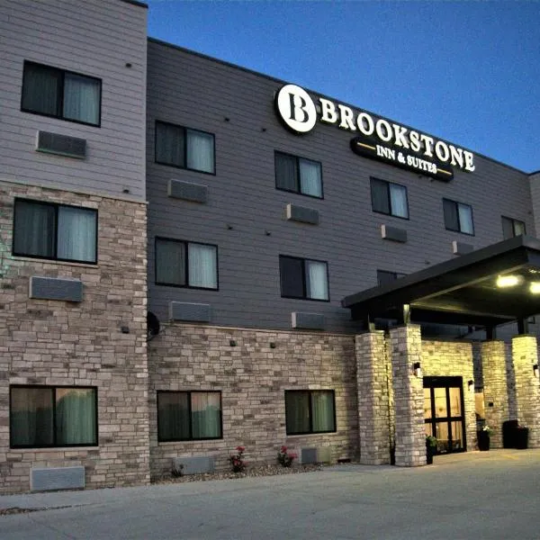 Brookstone Inn & Suites，位于道奇堡的酒店
