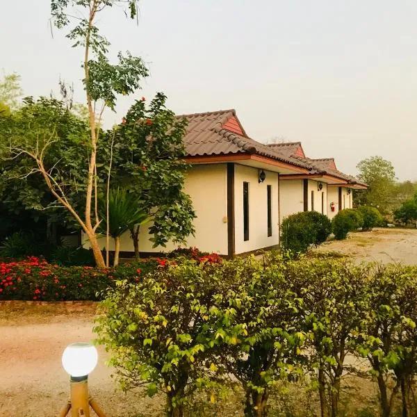 สวนไผ่รีสอร์ท，位于Lan Sak的酒店