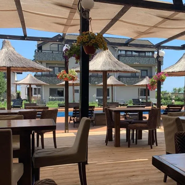 Greenstone Land - Corbu，位于那沃达利的酒店