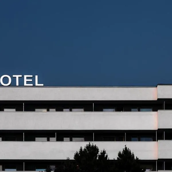 斯勒赞酒店，位于Svetla Hora的酒店