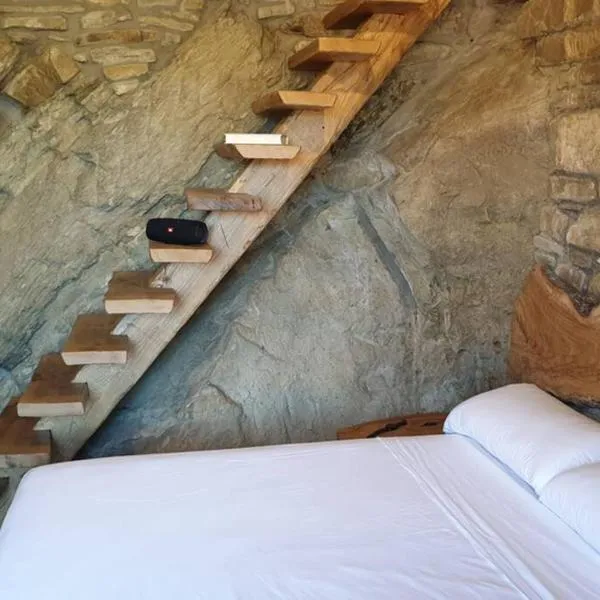 Casa nella Roccia，位于Campomaggiore的酒店
