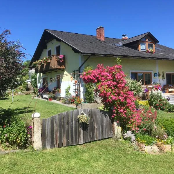 Gästehaus Huber，位于Grossgerungs的酒店