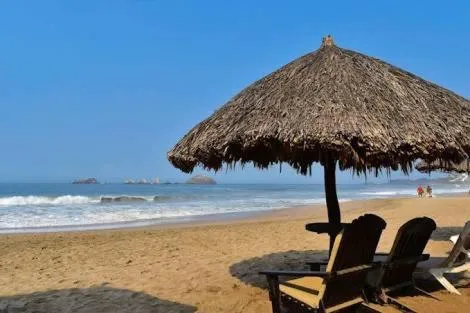 VILLA PARA 8 PERSONAS 6 Adultos 2 Menores En HOTEL TSORO IXTAPA WIFI GRATIS，位于伊斯塔帕的酒店