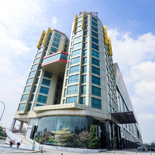 莎阿南天马大酒店，位于Kampong Sungai Kandis的酒店