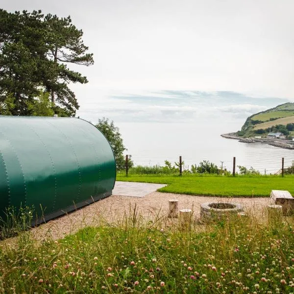 Glenarm Castle Ocean View Pods，位于The Sheddings的酒店