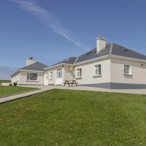 Erris Head House，位于贝尔马利特的酒店