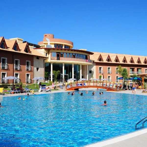 Corte dei Greci Resort & Spa，位于卡里亚蒂的酒店