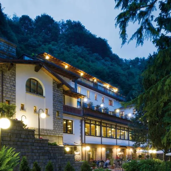 Hotel Oasi Verde，位于Bienno的酒店