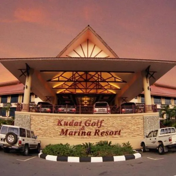 古达高尔夫滨海度假村 ，位于Tiga Papan的酒店