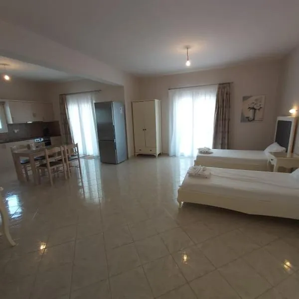Konstantinos Apartments，位于洛萨的酒店