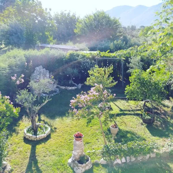 B&B il giardino di Eolo，位于Pietramelara的酒店